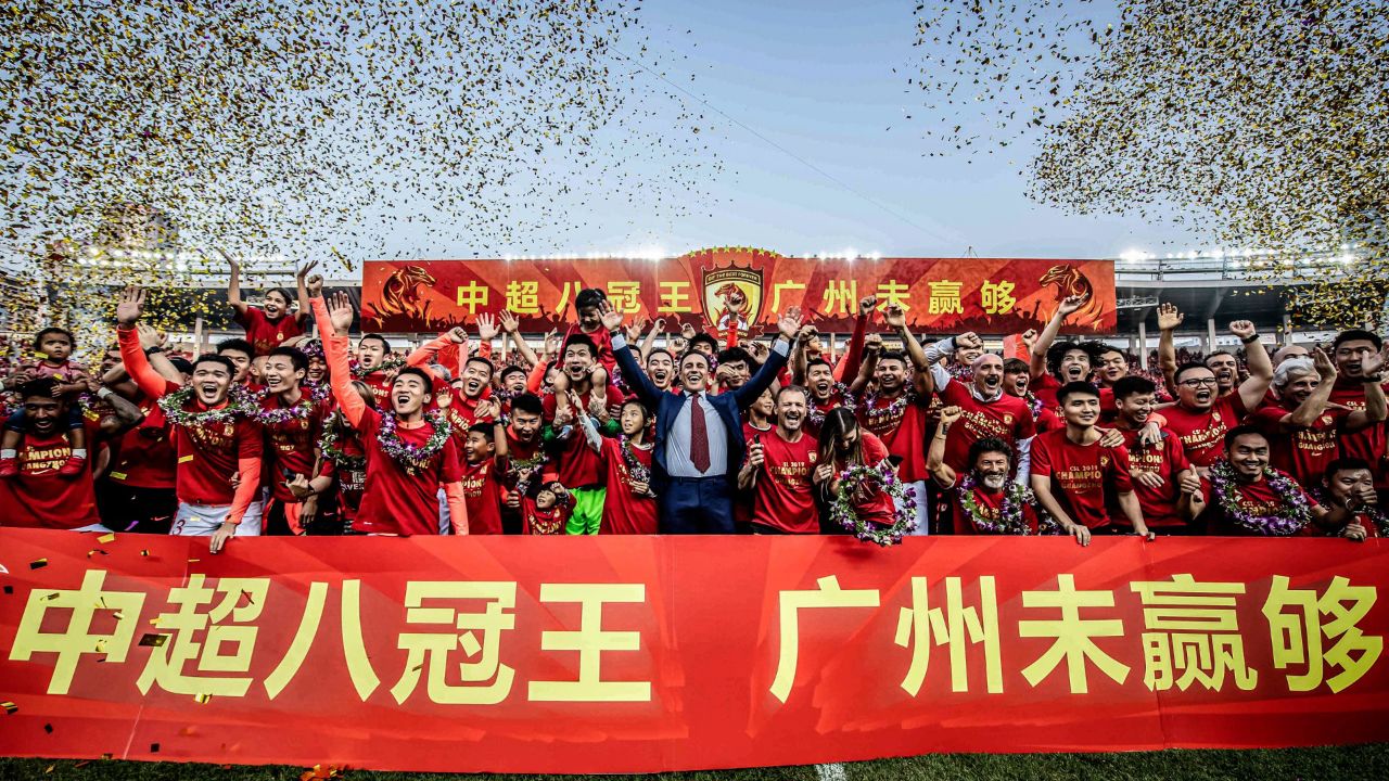 开云体育app-包含广州恒大客场惊险逆转，迎来连胜佳绩的词条
