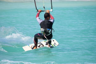 火爆对抗场面惊心动魄，球员技术娴熟表现精彩  第1张